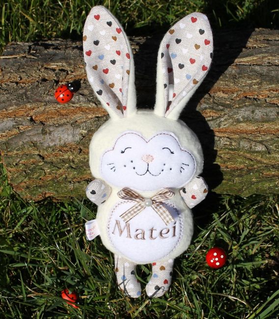 Jucarii personalizate bebelusi - Jucarii handmade iepuras Matei